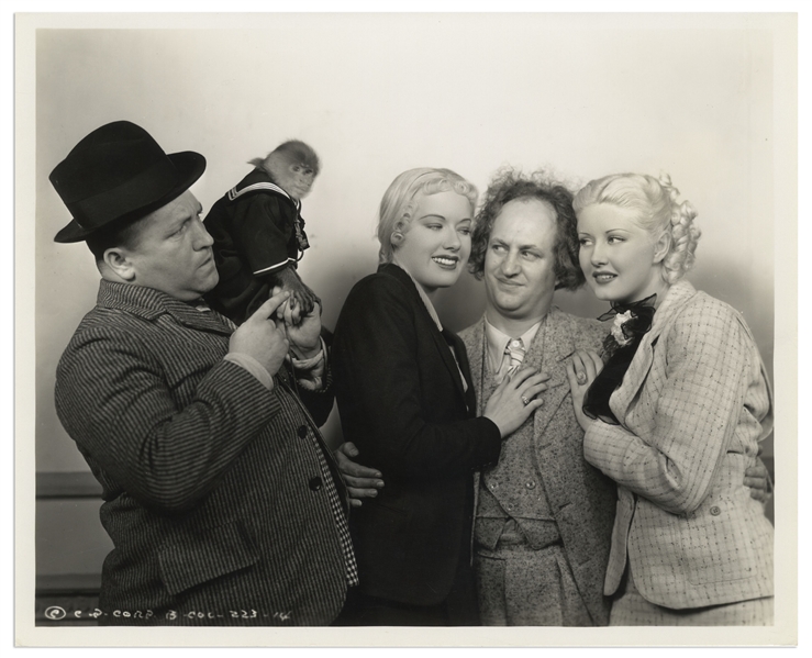 10 x 8 Glossy Photo From the 1936 Three Stooges Film A Pain in the Pullman -- Near Fine Condition